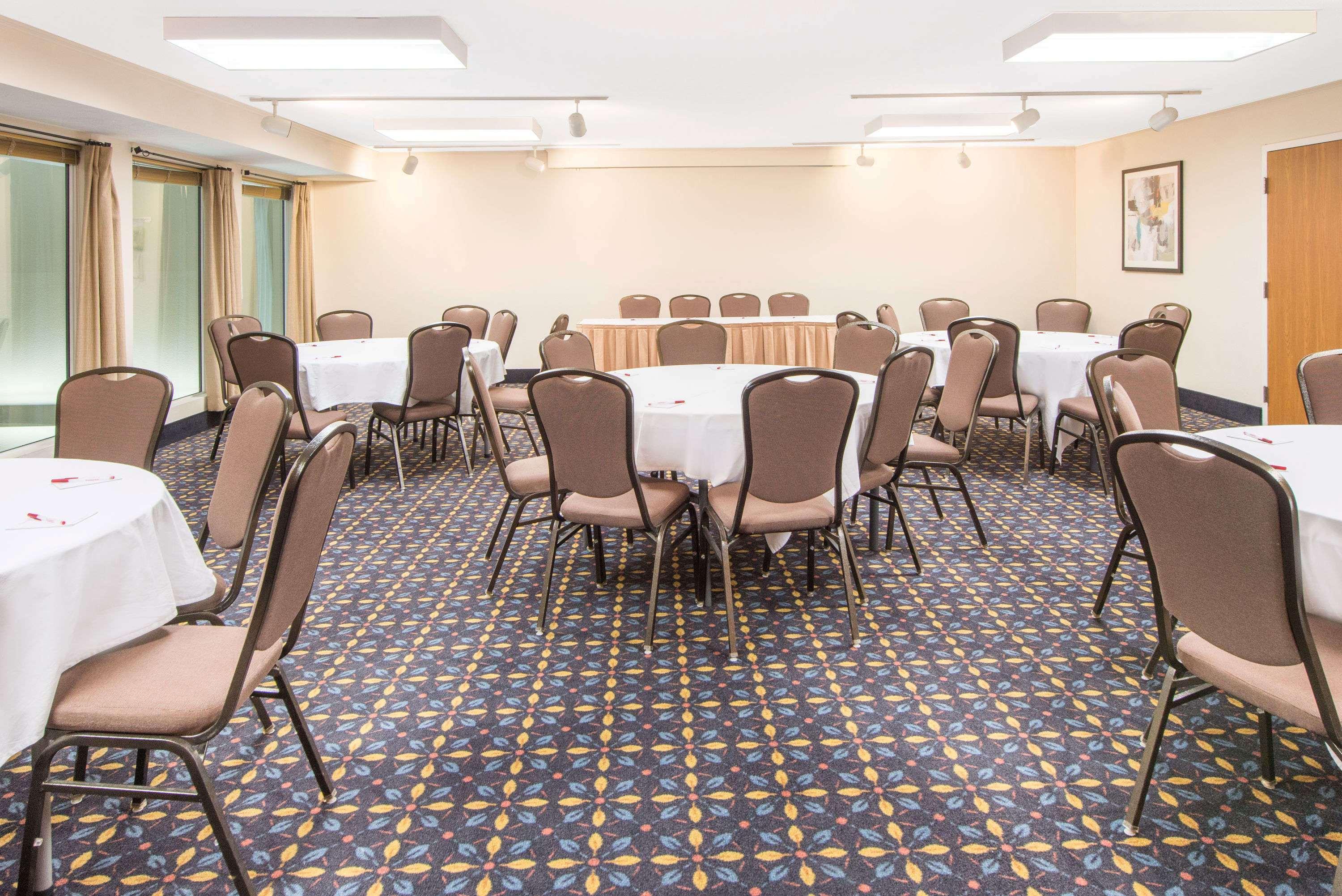 Ramada By Wyndham North