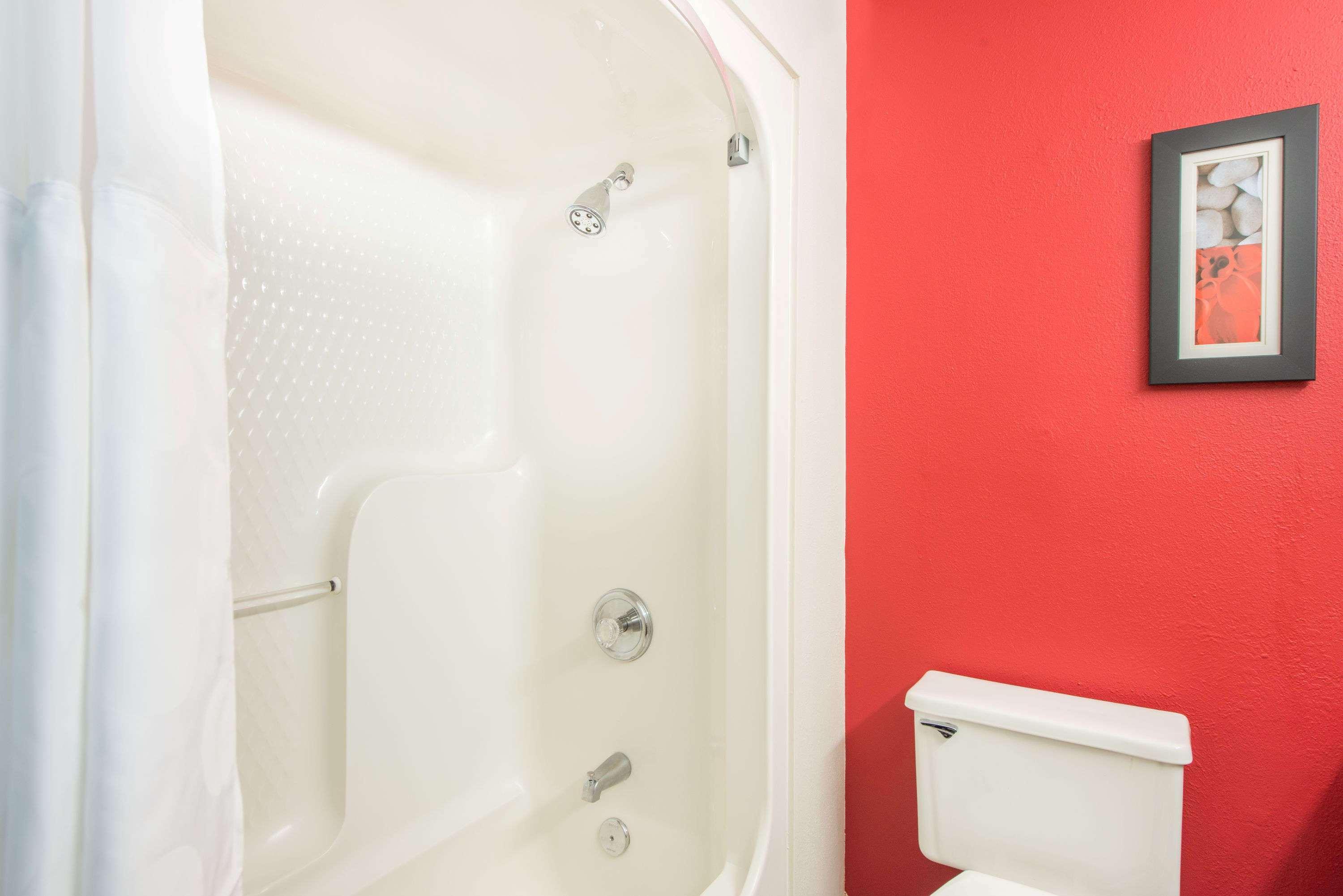 Ramada By Wyndham North Hotel 3*