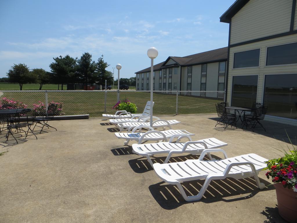 Ramada By Wyndham North Hotel Springfield